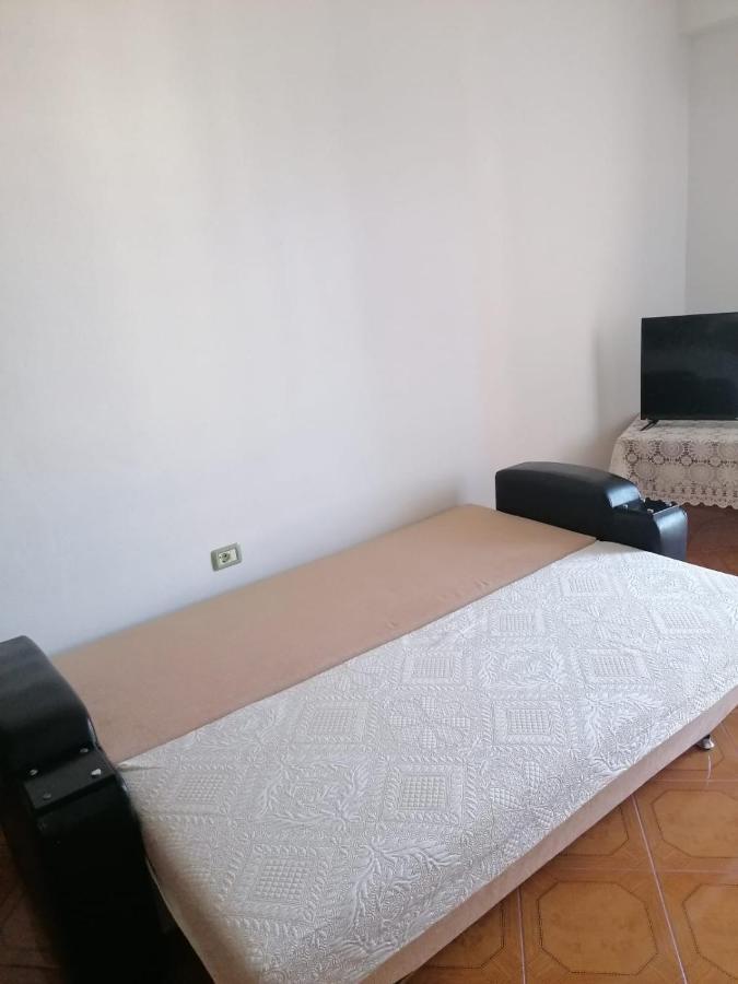 Appartamento Incantevole Con Posto Auto Privato Vlorë Eksteriør billede