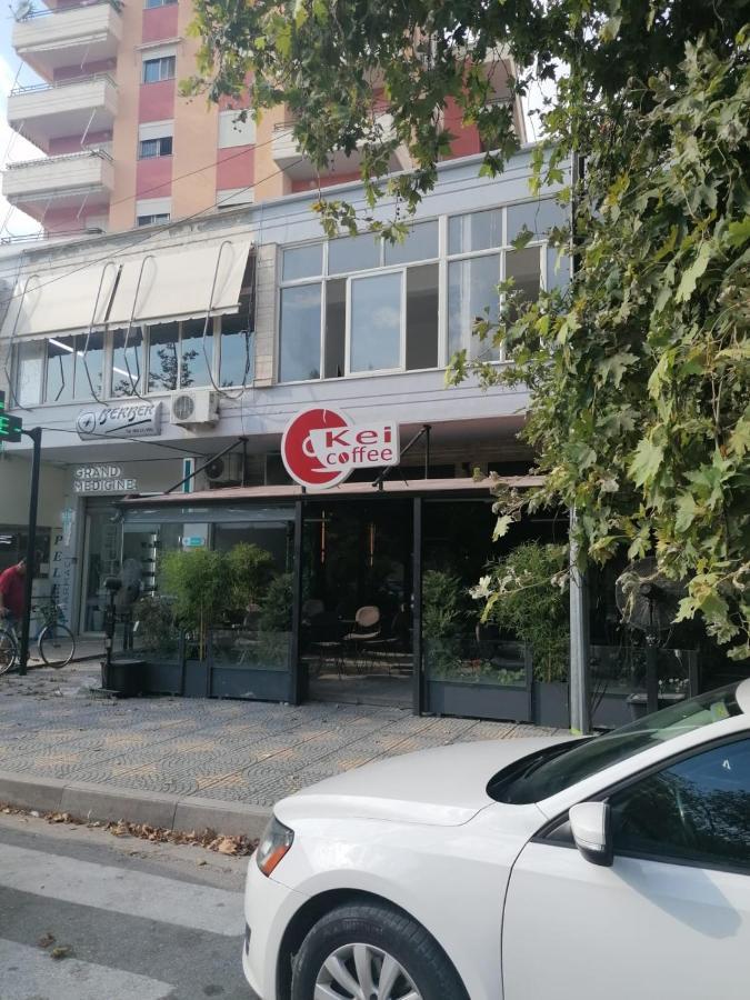 Appartamento Incantevole Con Posto Auto Privato Vlorë Eksteriør billede