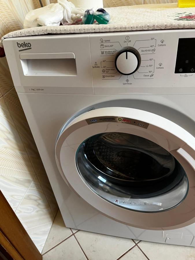 Appartamento Incantevole Con Posto Auto Privato Vlorë Eksteriør billede