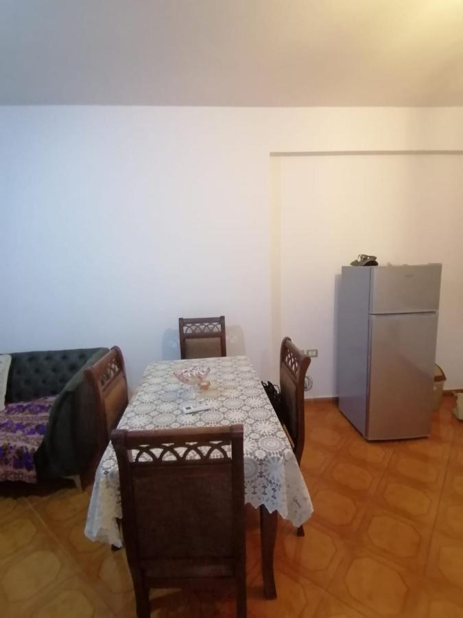 Appartamento Incantevole Con Posto Auto Privato Vlorë Eksteriør billede
